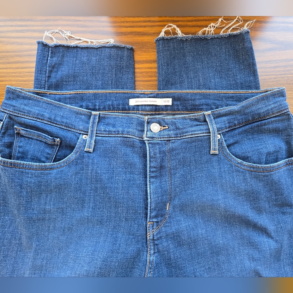 Women's Levi's Jeans Size 16W